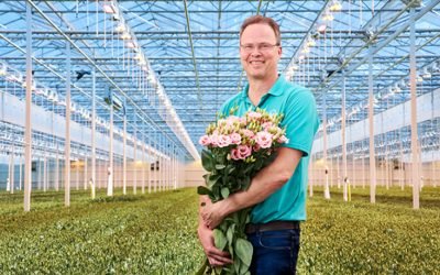 How Greenhouse Growers are Benefiting from LED Lighting